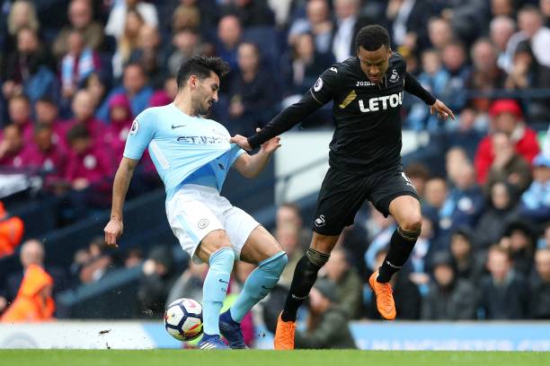 茵场上掀起 茵场上掀起